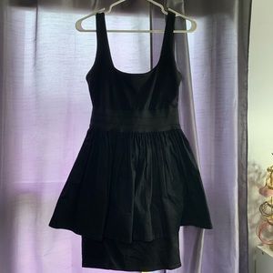LBD perfect for parties or a dinner
